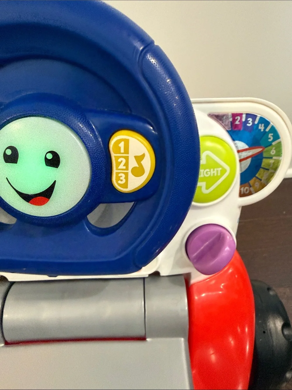 Fisher-Price bright paying